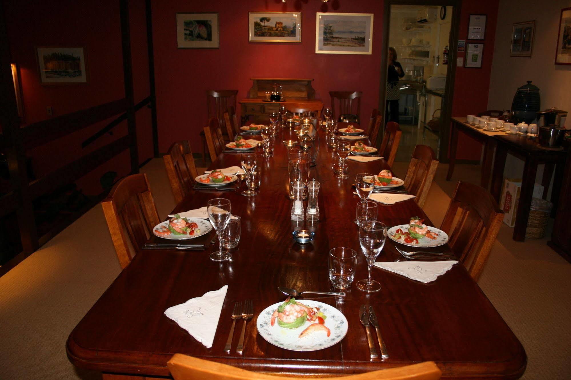 Avocado Sunset Bed & Breakfast Mount Tamborine Exterior photo